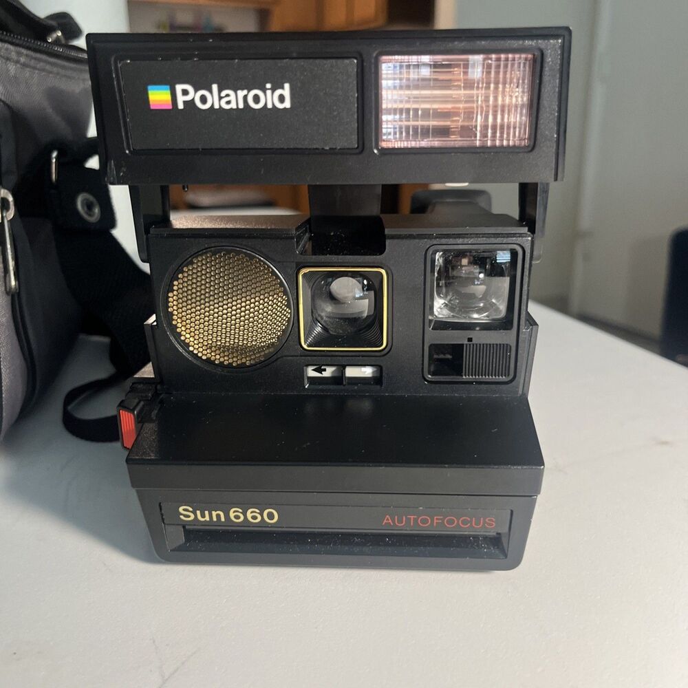 Polaroid Sun 660 Autofocus Instant Film Camera